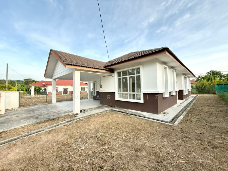 Bungalow for Sale in Bandar Tasik Senangin (Lenggeng) - Amzar Faiz - PropertyGuru.com.my