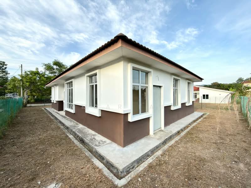 Bungalow for Sale in Bandar Tasik Senangin (Lenggeng) - Amzar Faiz - PropertyGuru.com.my