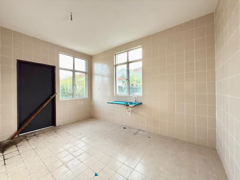 Bungalow for Sale in Bandar Tasik Senangin (Lenggeng) - Amzar Faiz - PropertyGuru.com.my