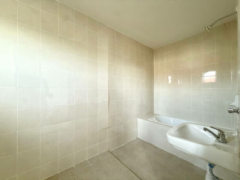 Bungalow for Sale in Bandar Tasik Senangin (Lenggeng) - Amzar Faiz - PropertyGuru.com.my