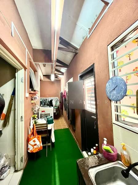 2-storey Terraced House for Sale in Alam Budiman (Shah Alam) - Ammeer Nadzrai - Corridor - PropertyGuru.com.my