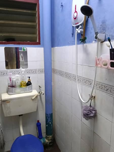 1-storey Terraced House for Sale in Bandar Tasek Mutiara (Simpang Ampat) - Yong Soo Kee - Bathroom - PropertyGuru.com.my