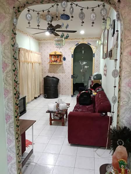 1-storey Terraced House for Sale in Bandar Tasek Mutiara (Simpang Ampat) - Yong Soo Kee - Living Room - PropertyGuru.com.my