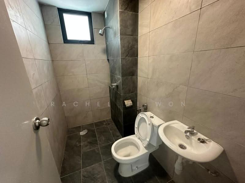 Kondominium untuk Disewa di Residensi Bintang - Rachel Ji Won - Bathroom - PropertyGuru.com.my