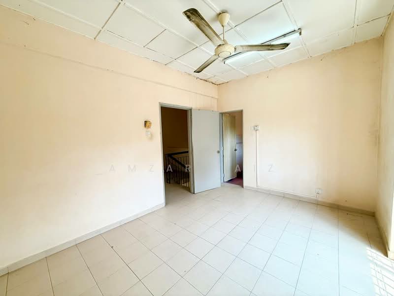 2-storey Terraced House for Sale in Seksyen 8 (Bangi) - Amzar Faiz - PropertyGuru.com.my