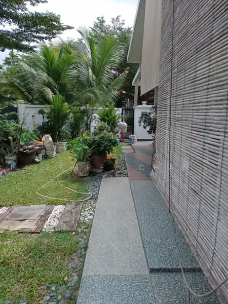 Terraced House for Sale in Aman Putri (Sungai Buloh) - Jeffrey Chan - Exterior - PropertyGuru.com.my