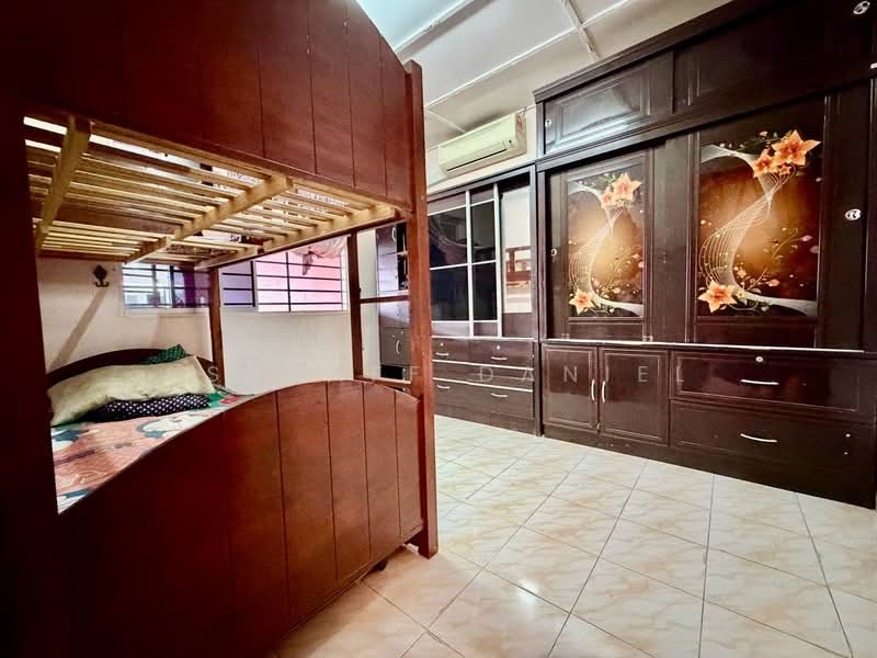 Rumah Teres untuk Dijual di Seri Kembangan (Selangor) - Ashraff Daniel - PropertyGuru.com.my