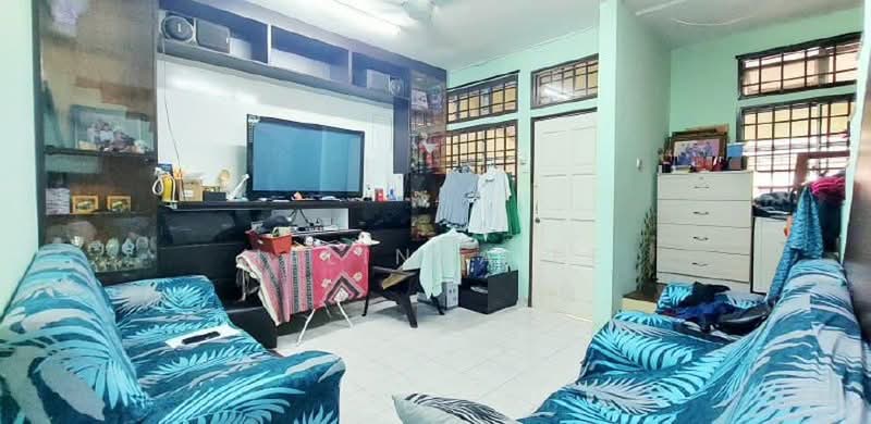 Rumah Teres 2-Tingkat untuk Dijual di Taman Mutiara Rini (Skudai) - Melinda Ee - Living Room - PropertyGuru.com.my