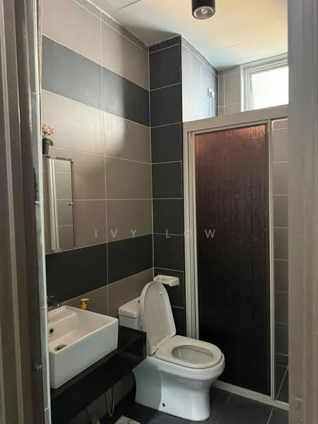 Kondominium untuk Disewa di M Condominium @ Larkin - Ivy Low - Bathroom - PropertyGuru.com.my