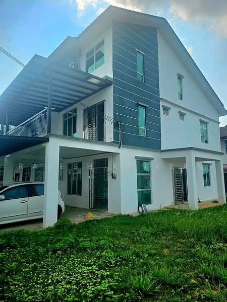 Rumah Teres 2 Tingkat untuk Disewa di Taman Kundang Jaya (Rawang) - Rajesh Kanesan - Exterior - PropertyGuru.com.my