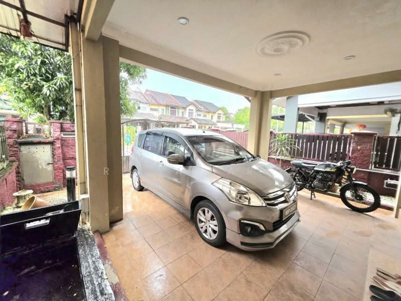 2-storey Terraced House for Sale in Bukit Jelutong (Shah Alam) - Reena Sarif - Exterior - PropertyGuru.com.my