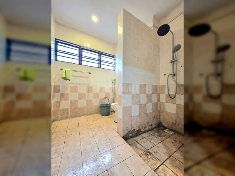 2-storey Terraced House for Sale in Bukit Jelutong (Shah Alam) - Reena Sarif - Bathroom - PropertyGuru.com.my