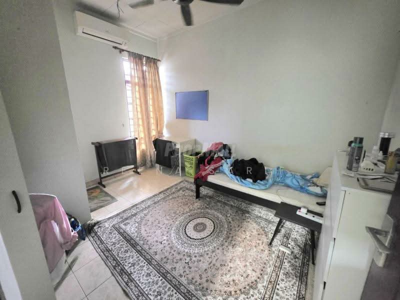 2-storey Terraced House for Sale in Bukit Jelutong (Shah Alam) - Reena Sarif - Bedroom - PropertyGuru.com.my