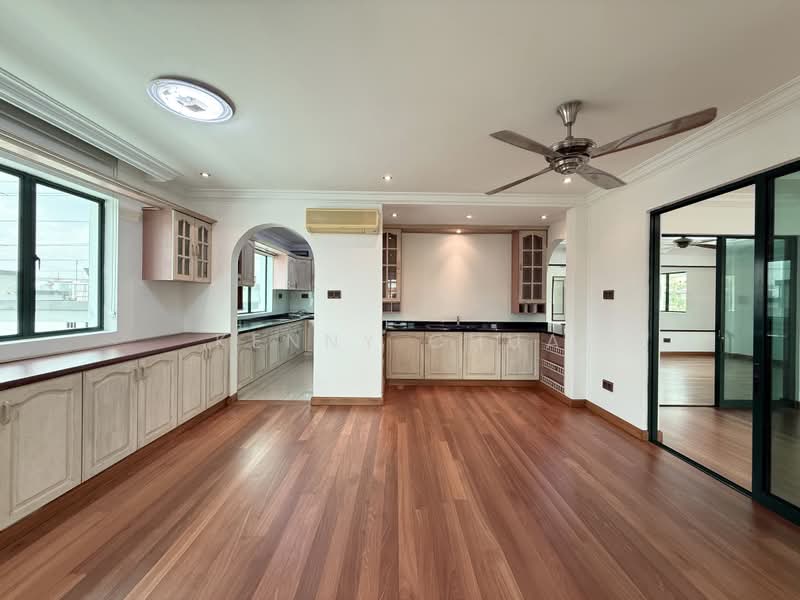 Rumah Banglo untuk Dijual di Glenmarie (Selangor) - Kenny Chua - Kitchen - PropertyGuru.com.my