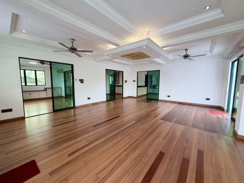Bungalow House untuk Dijual di Glenmarie (Selangor) - Kenny Chua - Living Room - PropertyGuru.com.my
