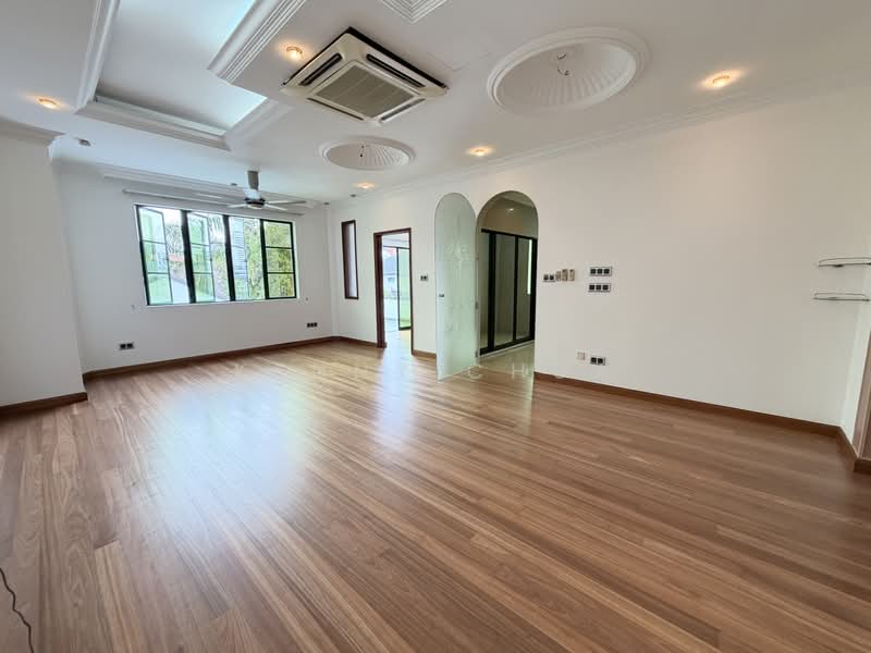 Bungalow House untuk Dijual di Glenmarie (Selangor) - Kenny Chua - Living Room - PropertyGuru.com.my