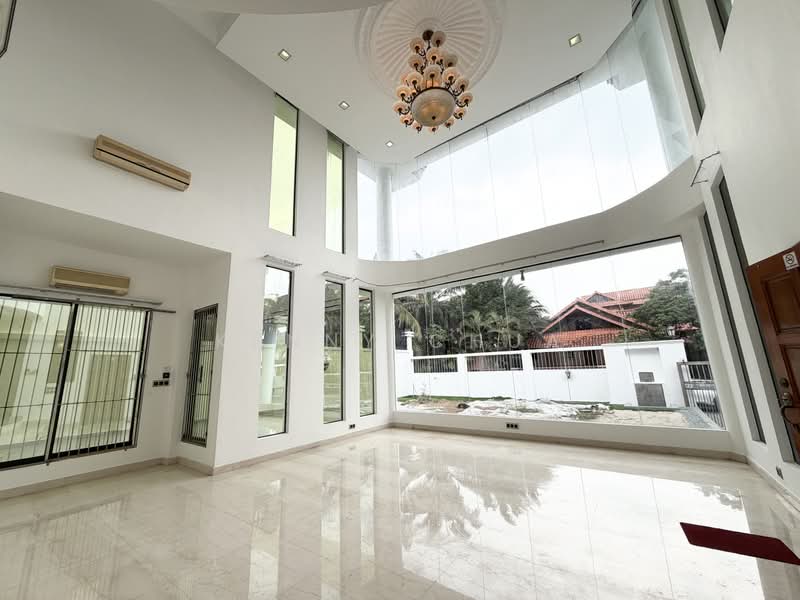 Bungalow House untuk Dijual di Glenmarie (Selangor) - Kenny Chua - Living Room - PropertyGuru.com.my