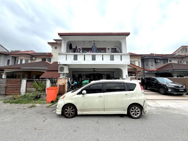 Rumah Teres untuk Dijual di Taman Aman Putra (Puchong) - Ashraff Daniel - Exterior - PropertyGuru.com.my