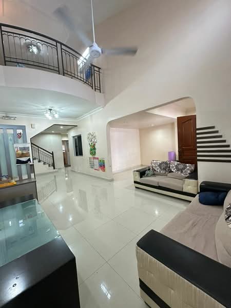 1.5-storey Terraced House for Sale in Taman Mutiara Rini (Skudai) - Kuu Chin - Living Room - PropertyGuru.com.my