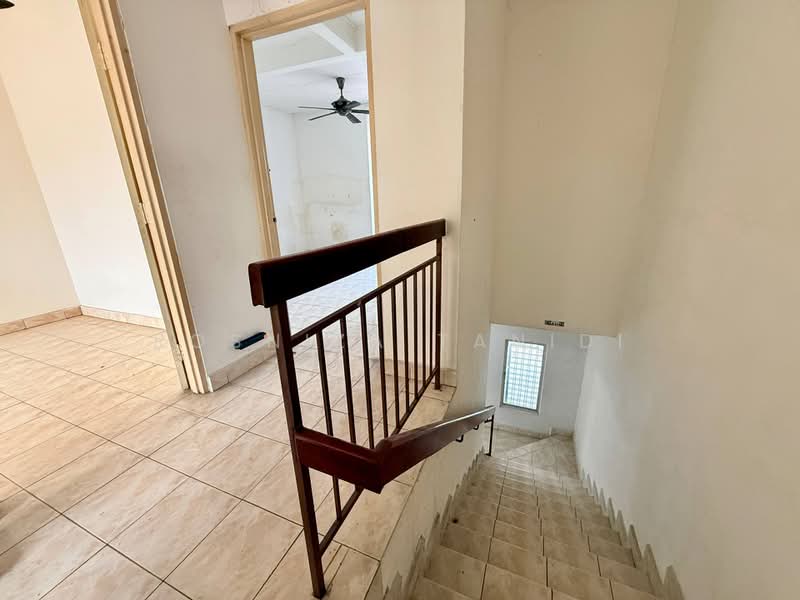 Rumah Teres 2 Tingkat untuk Dijual di Taman Semenyih Permata (Semenyih) - Rosniza Tanidi - Interior - PropertyGuru.com.my