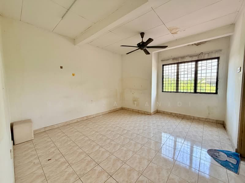 Rumah Teres 2 Tingkat untuk Dijual di Taman Semenyih Permata (Semenyih) - Rosniza Tanidi - Interior - PropertyGuru.com.my