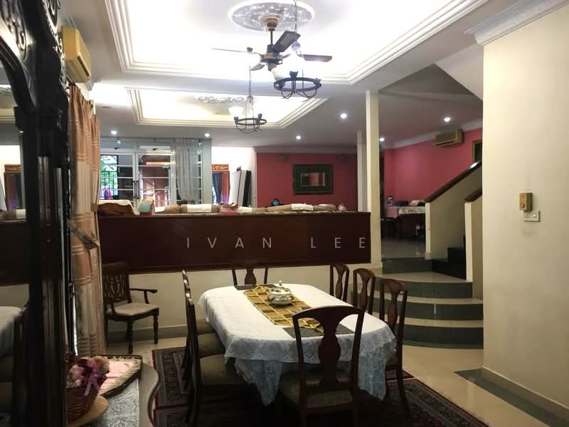 Rumah Berkembar untuk Dijual di SS4 (Petaling Jaya) - Ivan Lee - Dining Room - PropertyGuru.com.my