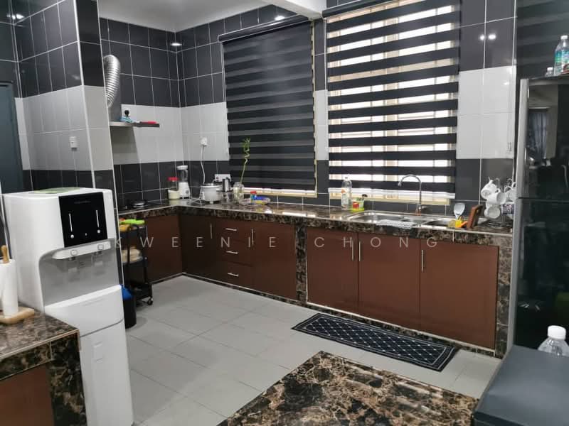Rumah Teres 2 Tingkat untuk Dijual di Taman Lagenda Mas (Cheras) - Kweenie Chong - Kitchen - PropertyGuru.com.my