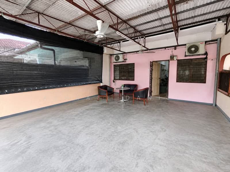 1-storey Terraced House for Sale in Seksyen 17 (Shah Alam) - Ashraff Daniel - Interior - PropertyGuru.com.my