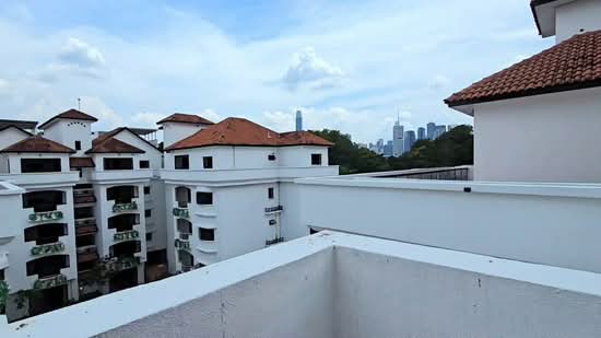 Condominium for Rent at Wickham Residence - Sandhu . - PropertyGuru.com.my