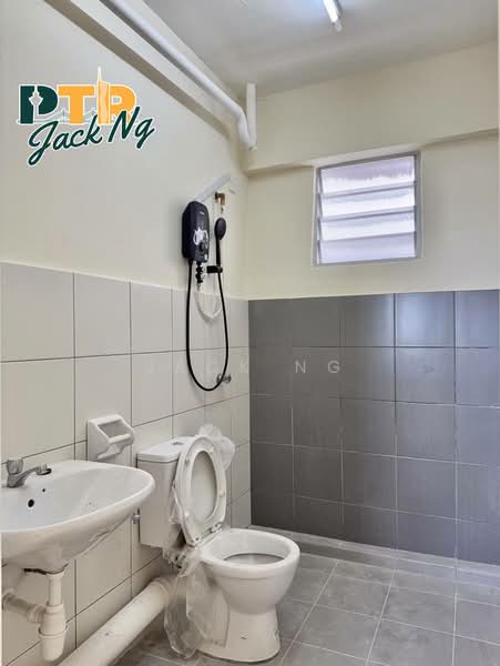 Pangsapuri untuk Disewa di Jiran Residensi - Jack Ng - Bathroom - PropertyGuru.com.my