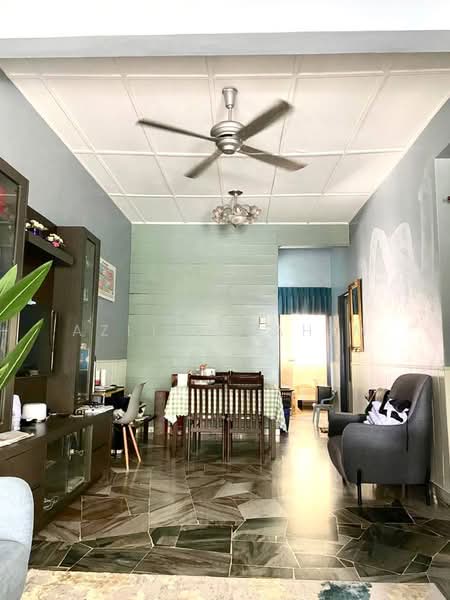 Rumah Teres 1 Tingkat untuk Dijual di Bandar Tun Hussein Onn (Cheras) - Azli Ibrahim - Living Room - PropertyGuru.com.my