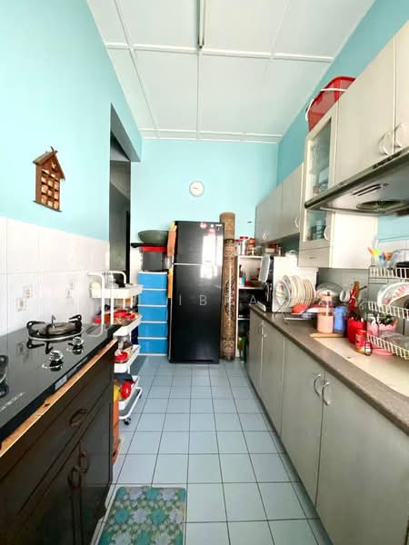 Rumah Teres 1 Tingkat untuk Dijual di Bandar Tun Hussein Onn (Cheras) - Azli Ibrahim - Kitchen - PropertyGuru.com.my