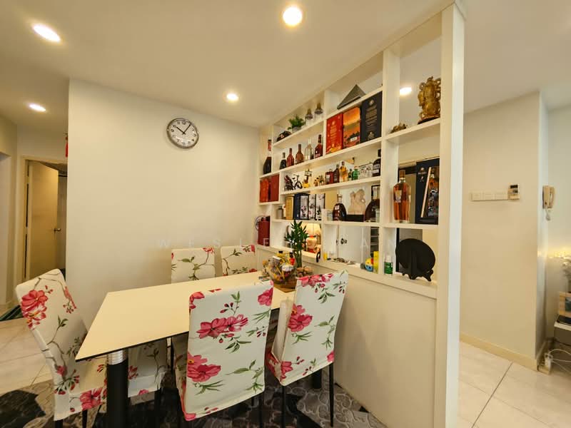 Condominium for Sale at Carina - Wesley Tan - Dining Room - PropertyGuru.com.my