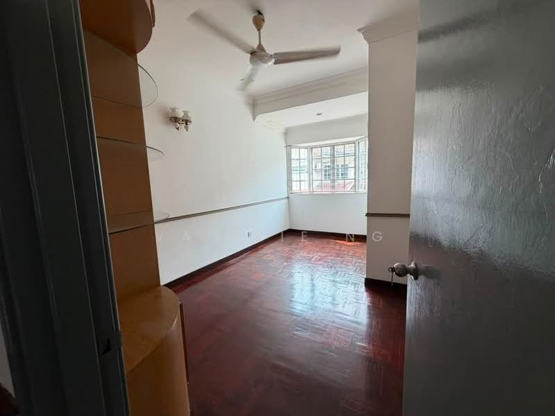 Rumah Teres 2 Tingkat untuk Dijual di Bandar Sri Damansara (Selangor) - Valerie Ng - Living Room - PropertyGuru.com.my