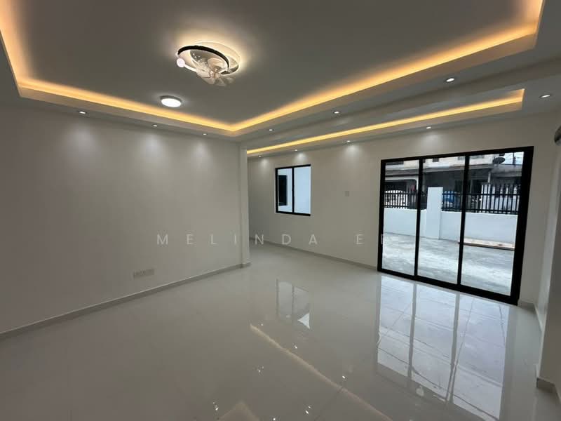 Rumah Teres 2 Tingkat untuk Dijual di Taman Kota Masai (Pasir Gudang) - Melinda Ee - Living Room - PropertyGuru.com.my