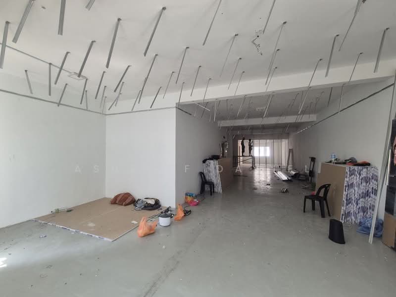 Shop / Office for Sale in Bangi Sentral (Bandar Baru Bangi) - Ashraff Daniel - Interior - PropertyGuru.com.my