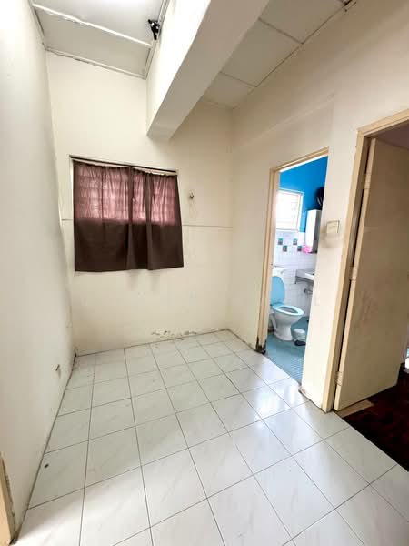 Rumah Teres 2 Tingkat untuk Dijual di Taman Permata (Ulu Kelang) - Luqman Ramli - Interior - PropertyGuru.com.my