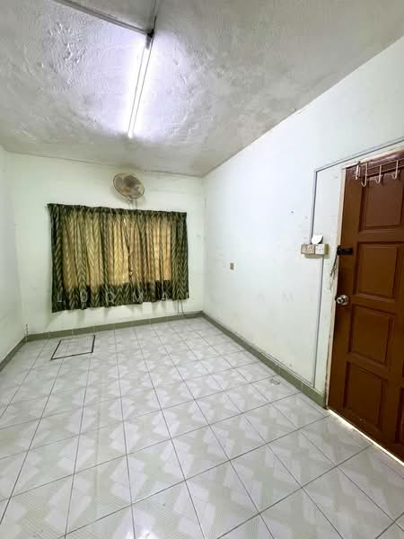 Rumah Teres 2 Tingkat untuk Dijual di Taman Permata (Ulu Kelang) - Luqman Ramli - Interior - PropertyGuru.com.my