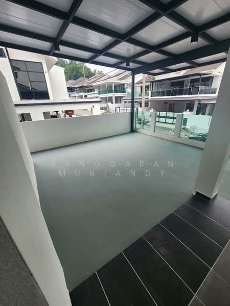 Rumah Berkembar untuk Dijual di Bukit Mertajam (Penang) - Sanggaran Muniandy - Balcony - PropertyGuru.com.my