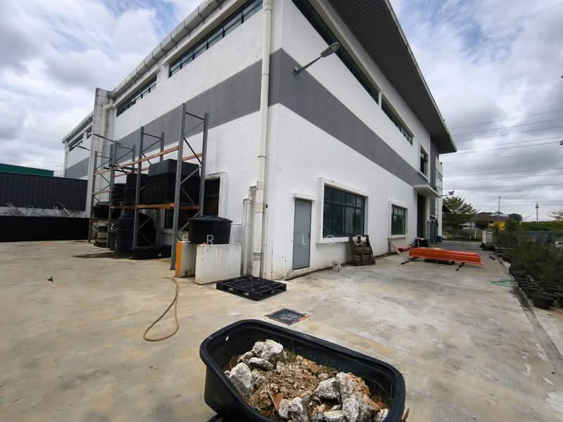 Semi-D Factory for Rent in Gelang Patah (Johor) - Eric Loo - Exterior - PropertyGuru.com.my