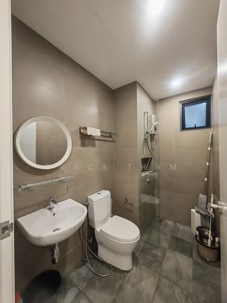 Servis Apartment untuk Disewa di Akasa - Grace Tham - Bathroom - PropertyGuru.com.my