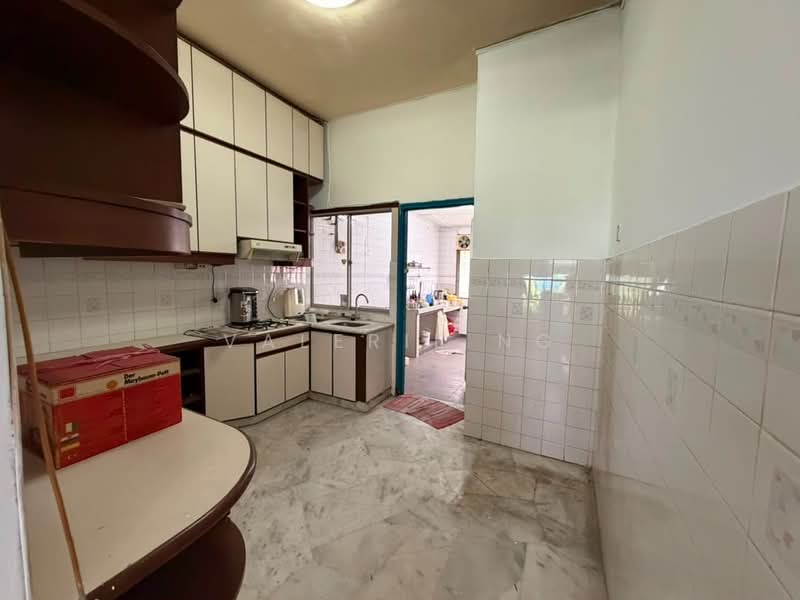 Rumah Teres 2 Tingkat untuk Dijual di Bandar Sri Damansara (Selangor) - Valerie Ng - Kitchen - PropertyGuru.com.my
