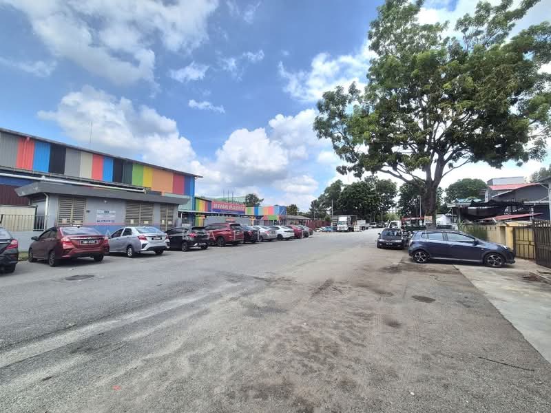 Kilang Berkembar untuk Dijual di Seksyen 9 (Bangi) - Ashraff Daniel - Exterior - PropertyGuru.com.my