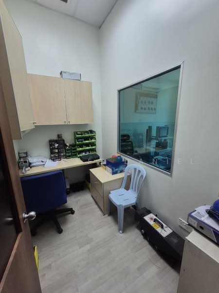 Kilang Berkembar untuk Dijual di Seksyen 9 (Bangi) - Ashraff Daniel - Study - PropertyGuru.com.my