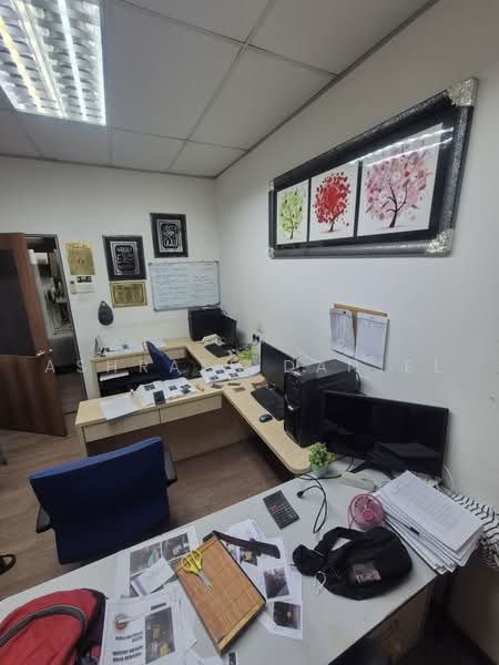 Kilang Berkembar untuk Dijual di Seksyen 9 (Bangi) - Ashraff Daniel - Study - PropertyGuru.com.my
