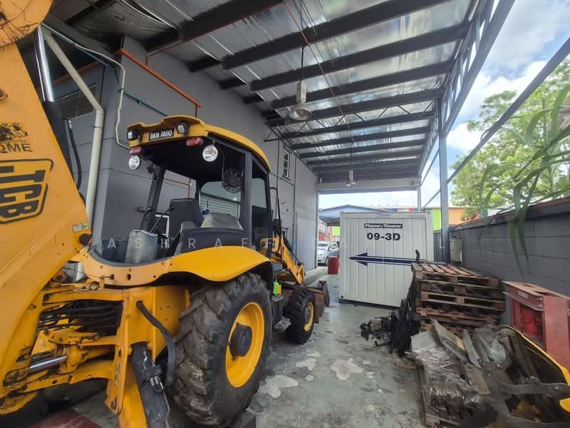 Kilang Berkembar untuk Dijual di Seksyen 9 (Bangi) - Ashraff Daniel - Exterior - PropertyGuru.com.my