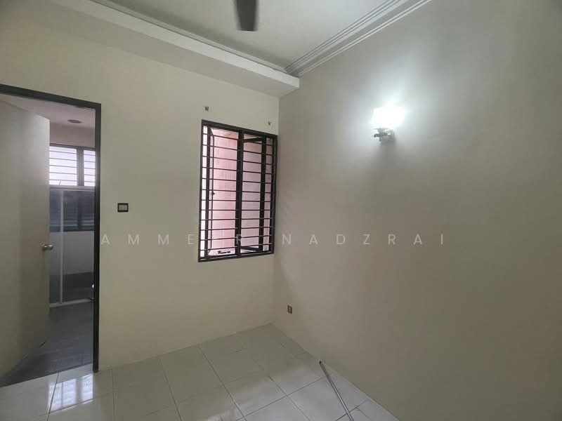 Rumah Teres 2 Tingkat untuk Dijual di Alam Damai (Cheras) - Ammeer Nadzrai - Interior - PropertyGuru.com.my
