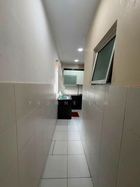 2-storey Terraced House for Sale in Nusa Bayu (Iskandar Puteri (Nusajaya)) - Yvonne Lim - Kitchen - PropertyGuru.com.my
