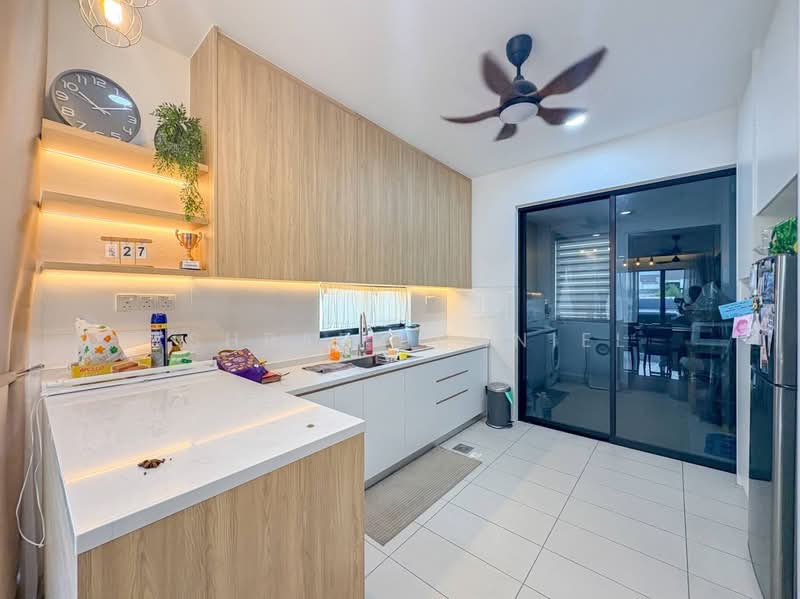 Rumah Teres 2-Tingkat untuk Dijual di Bandar Bukit Raja (Klang) - Ashraff Daniel - Kitchen - PropertyGuru.com.my