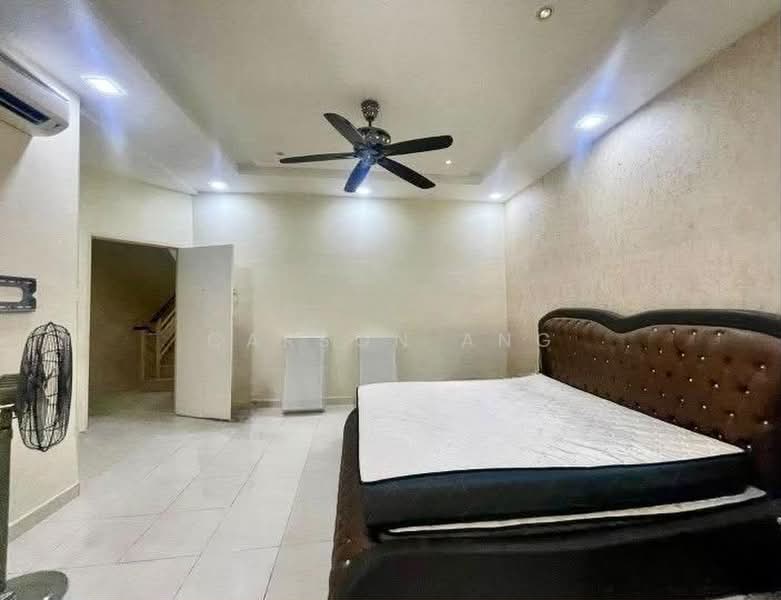Rumah Teres 3 Tingkat untuk Dijual di Taman Bayu Aman (Butterworth) - Carson Ang - Bedroom - PropertyGuru.com.my